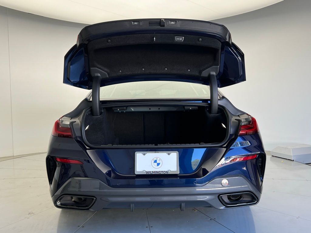 Thumbnail: 2026 BMW 8 Series - 5