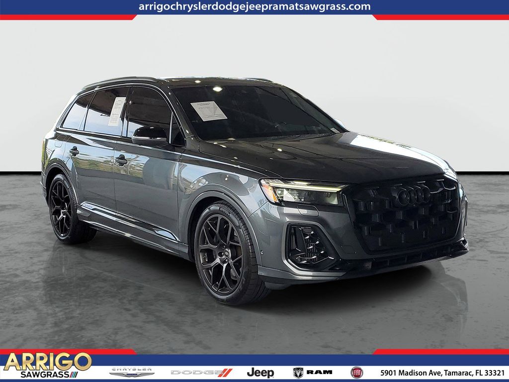 2025 Audi SQ7 Premium Plus