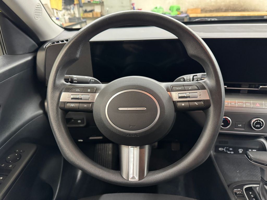 2024 Hyundai Kona SE