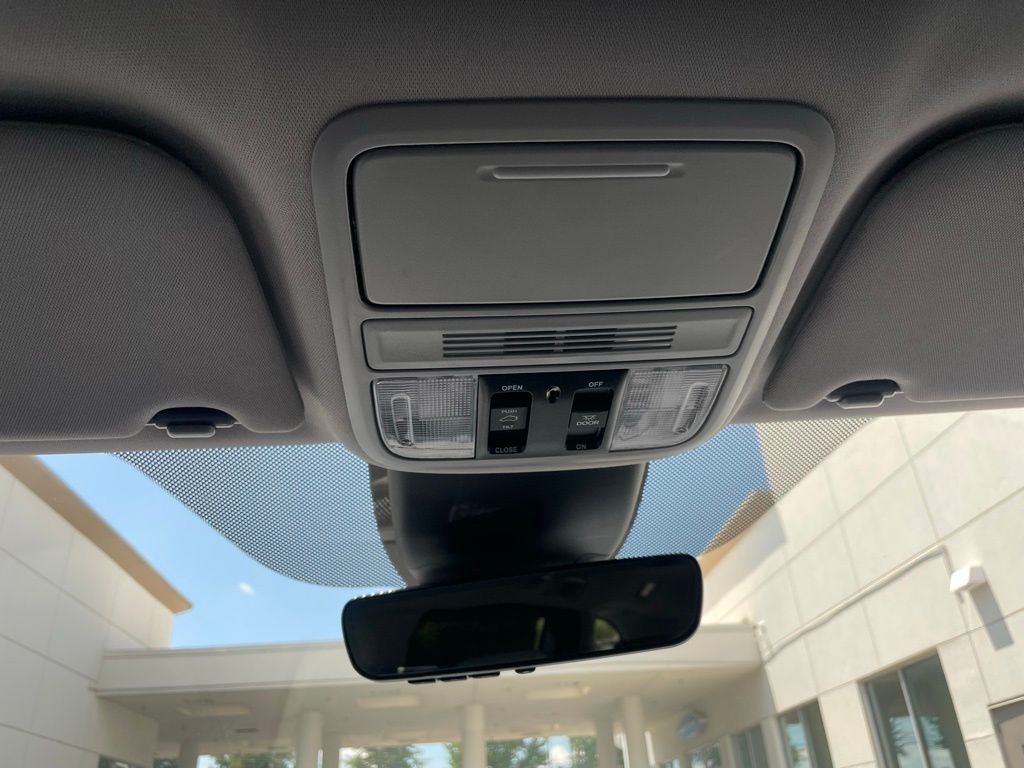 Thumbnail: 2024 Honda Odyssey - 16