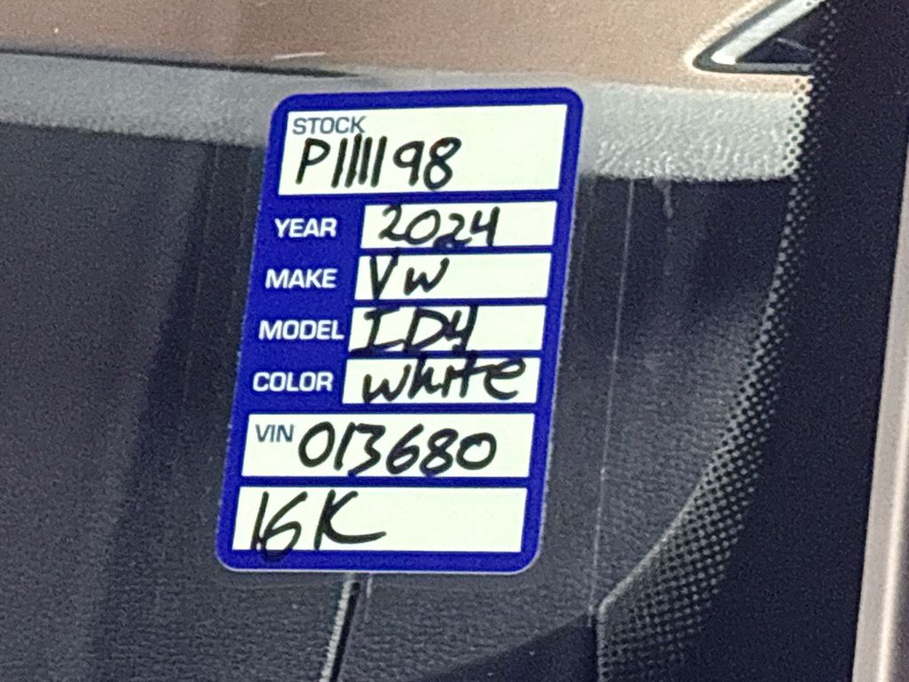 2024 Volkswagen ID.4 Standard