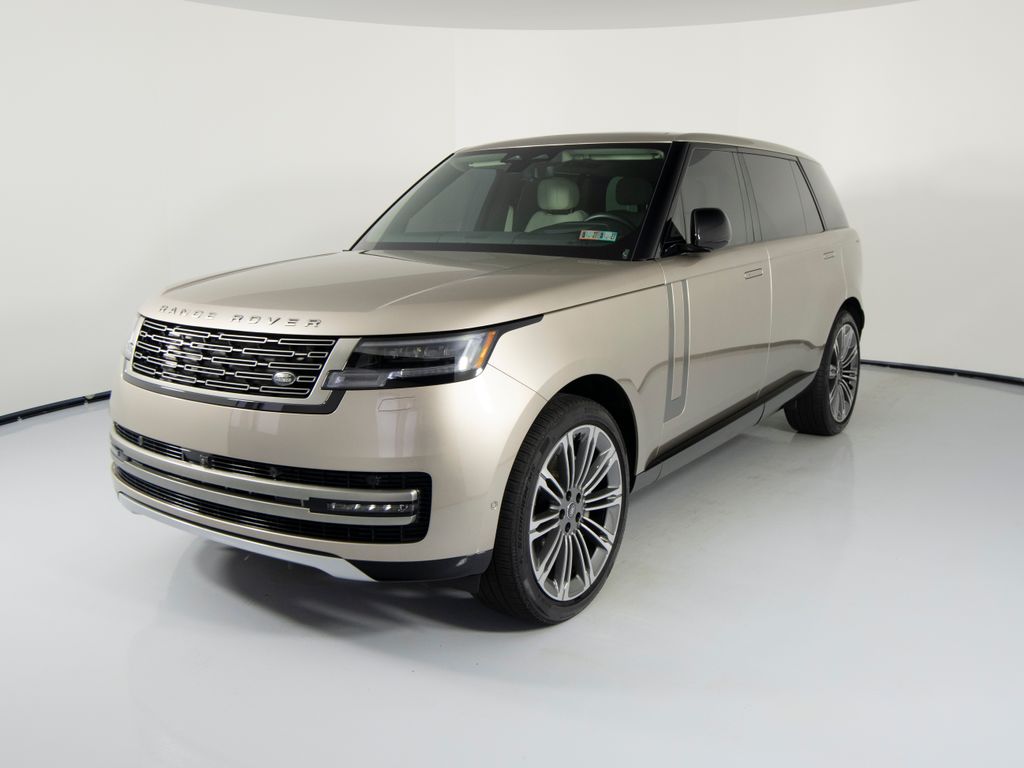 2025 Land Rover Range Rover P400 SE LWB AWD