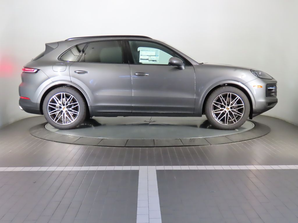 2024 Porsche Cayenne  6