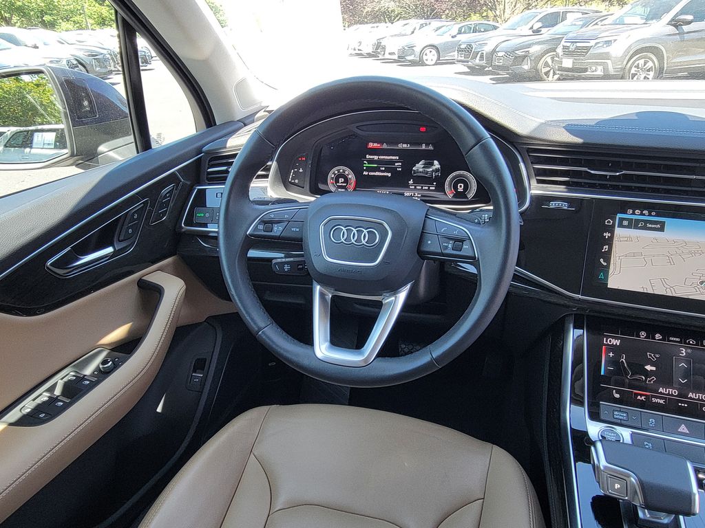 Thumbnail: 2023 Audi Q7 - 21