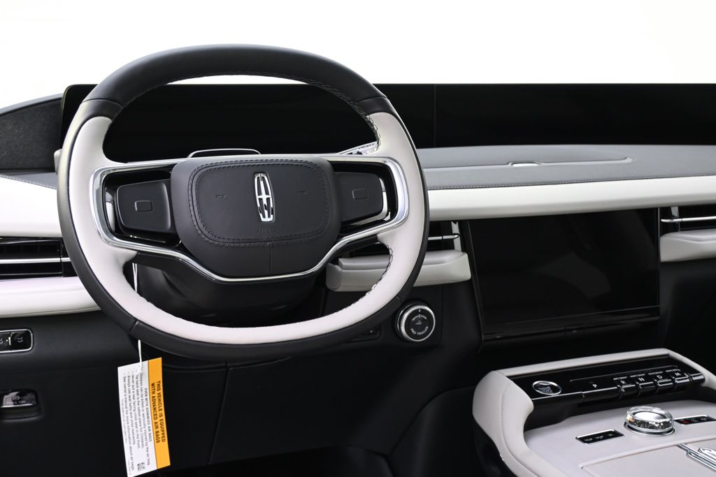 New 2026 Gray Lincoln Reserve image 12