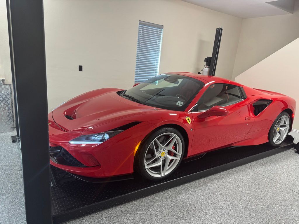 2021 Ferrari F8 Spider RWD