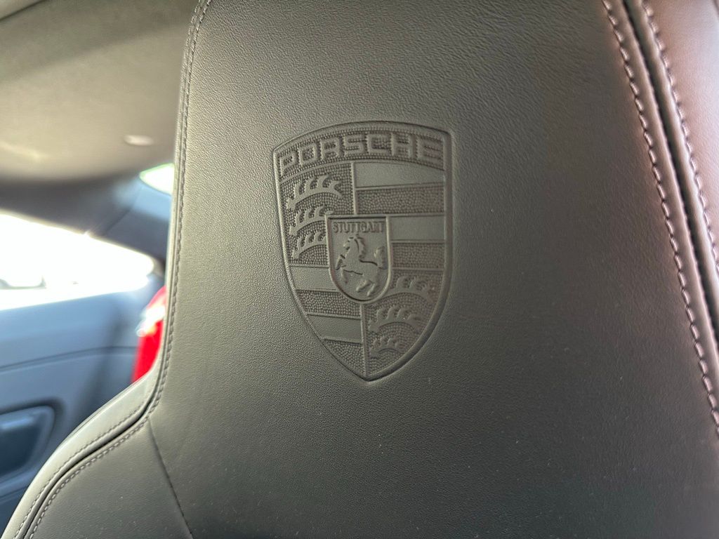 2024 Porsche 911 Carrera S 18
