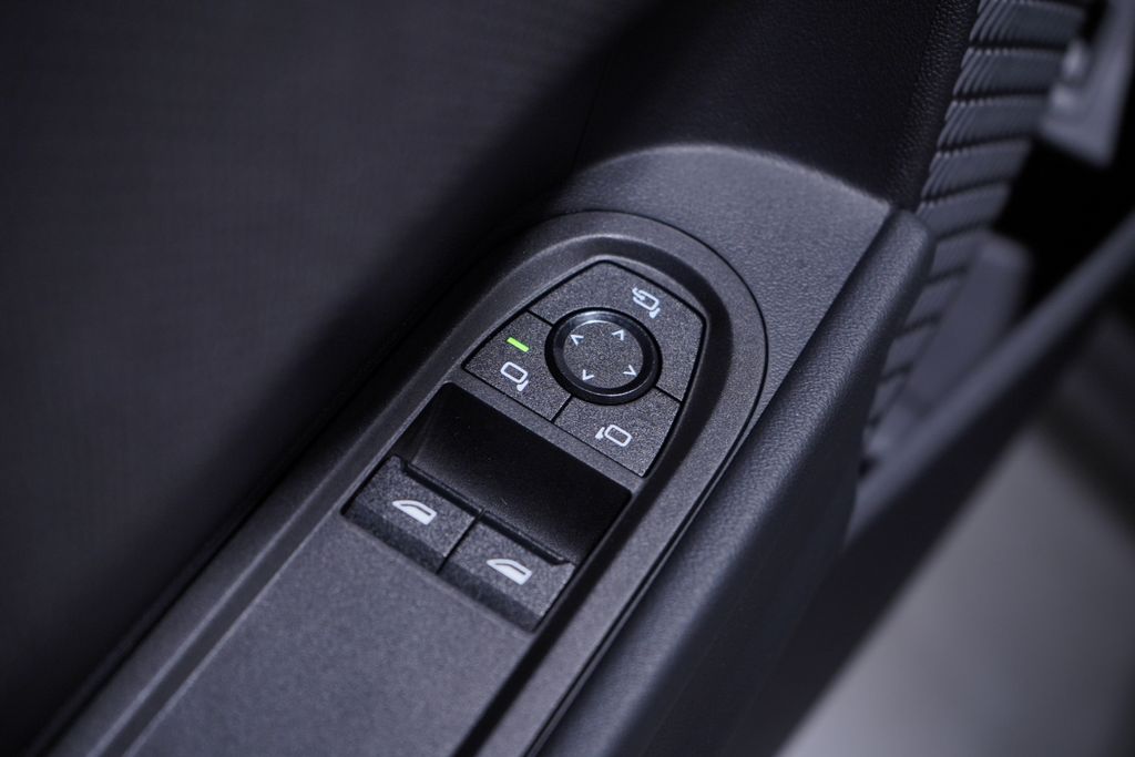 Thumbnail: 2025 MINI Cooper - 13