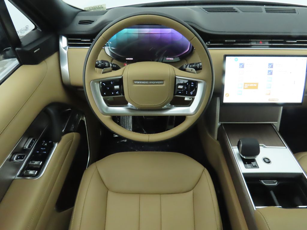 Thumbnail: 2025 Land Rover Range Rover - 11