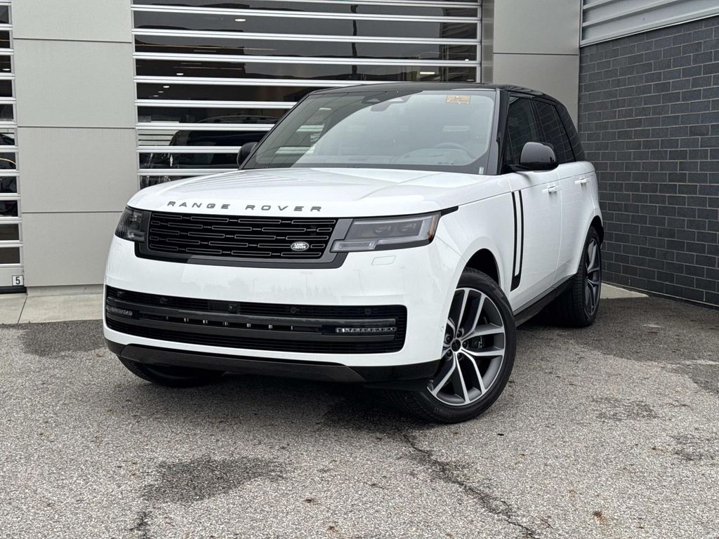 2026 Land Rover Range Rover Plug-In Hybrid SE