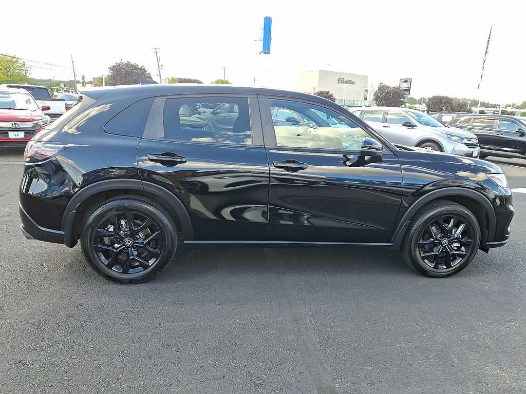 Thumbnail: 2023 Honda HR-V - 7
