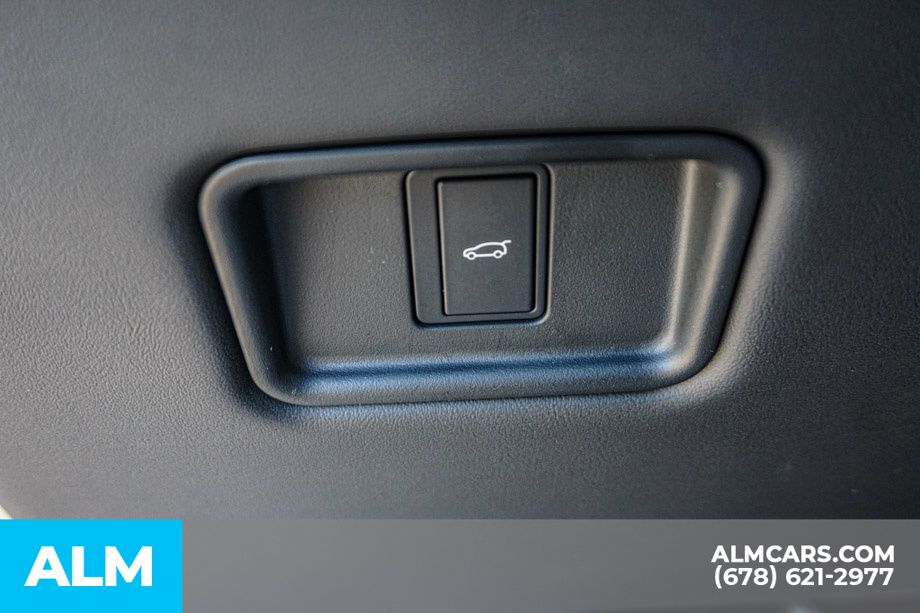 Used 2024 Black Land Rover SE image 48