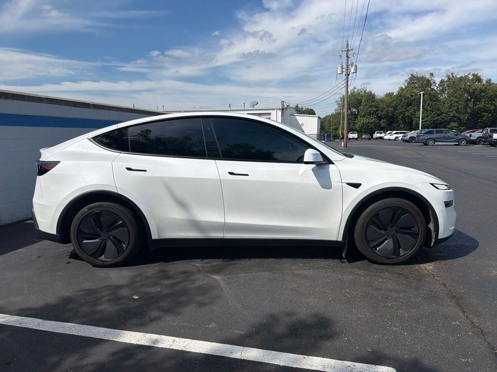 Thumbnail: 2026 Tesla Model Y - 6