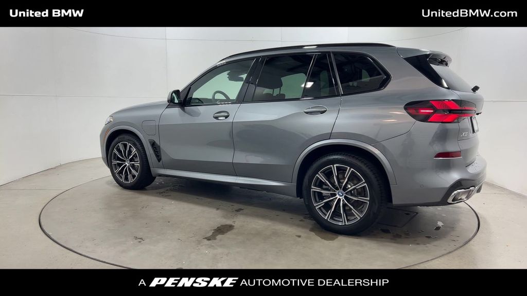 Thumbnail: 2025 BMW X5 - 6