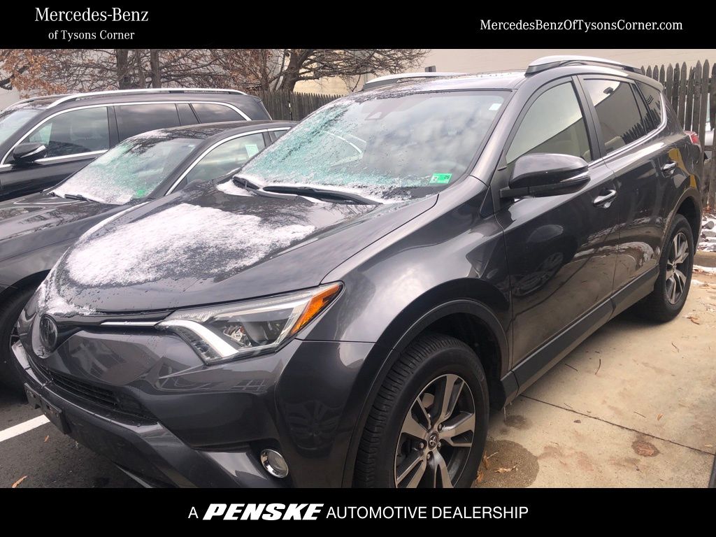 Thumbnail: 2018 Toyota RAV4 - 1