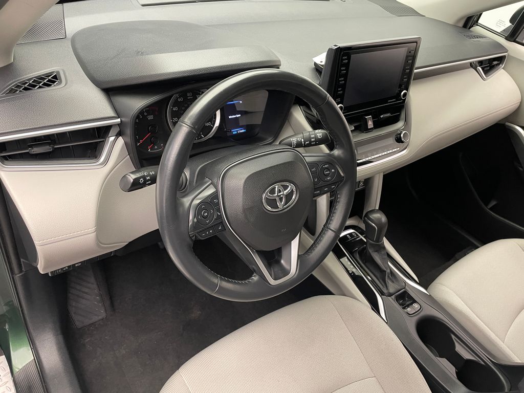 2022 Toyota Corolla Cross LE 11