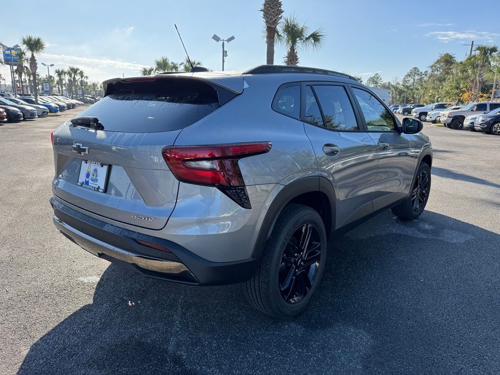 2025 Chevrolet Trax ACTIV 8