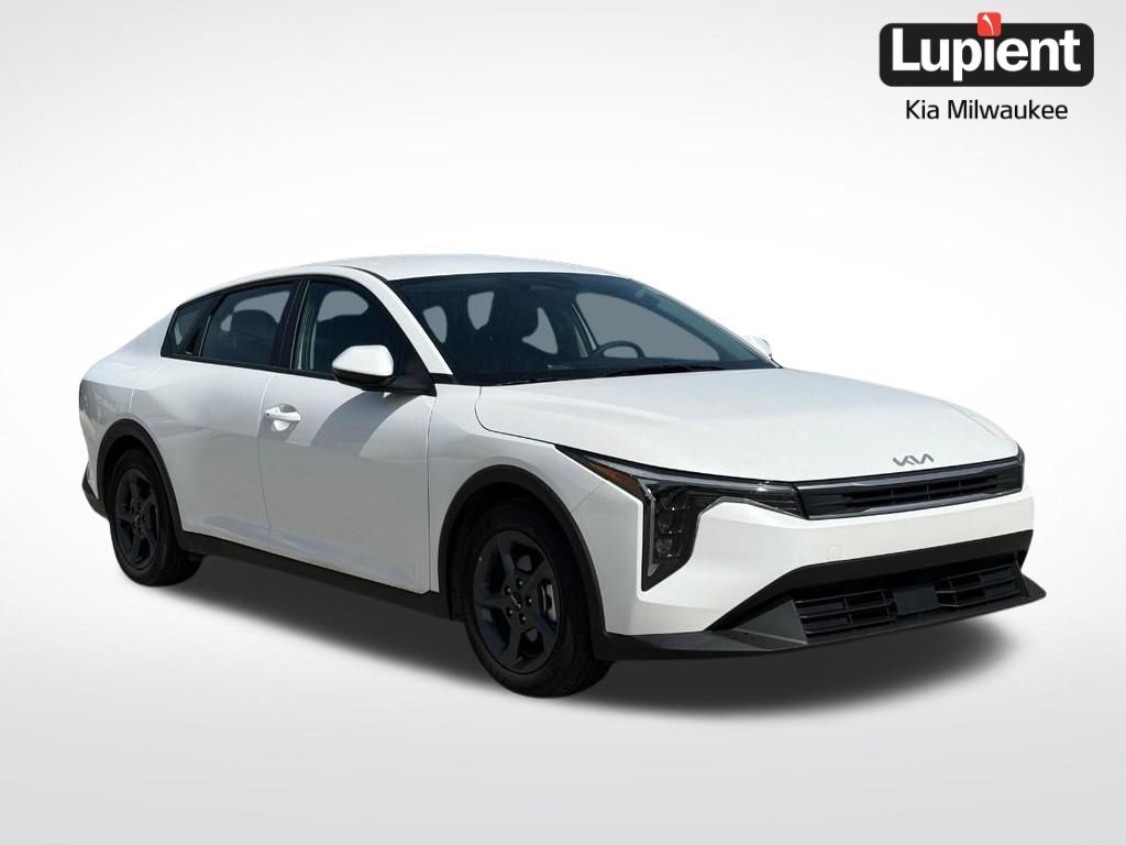 2025 Kia K4 LXS FWD
