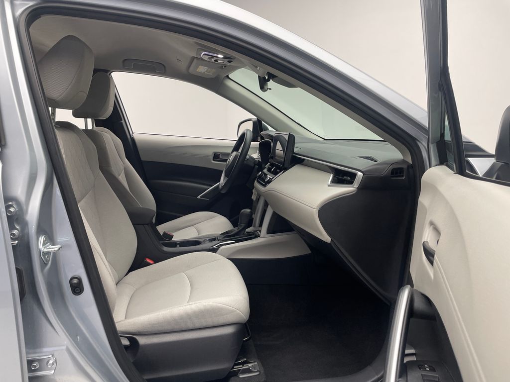 Thumbnail: 2023 Toyota Corolla Cross - 20