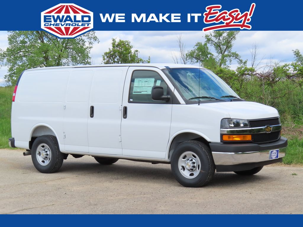 2026 Chevrolet Express 2500 Work Van 