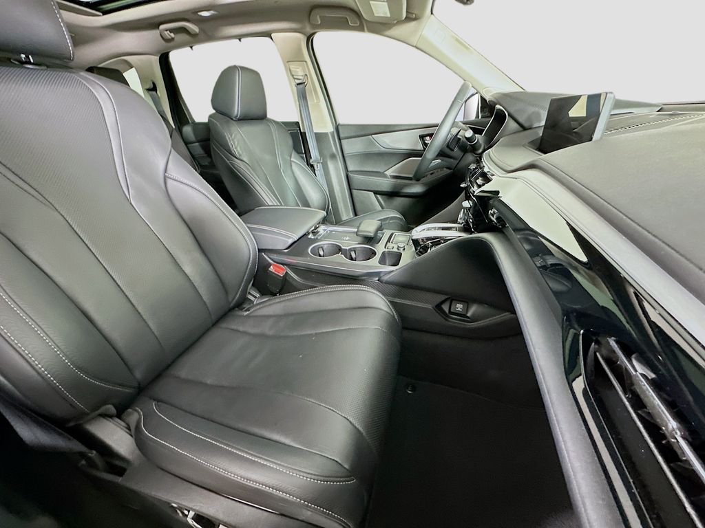 used 2023 Acura MDX car, priced at $40,299