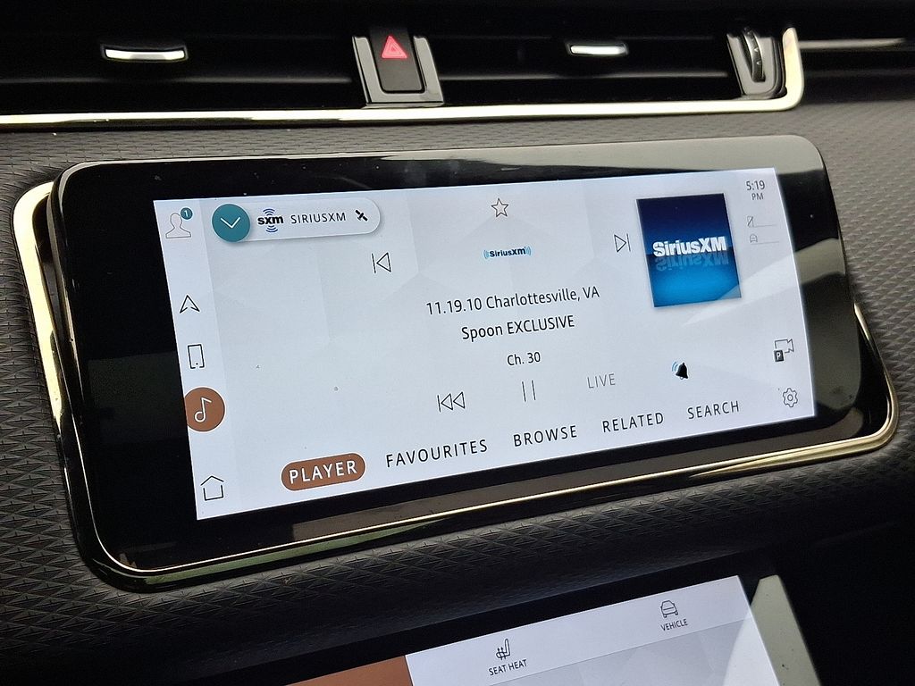 Thumbnail: 2022 Land Rover Range Rover Evoque - 17