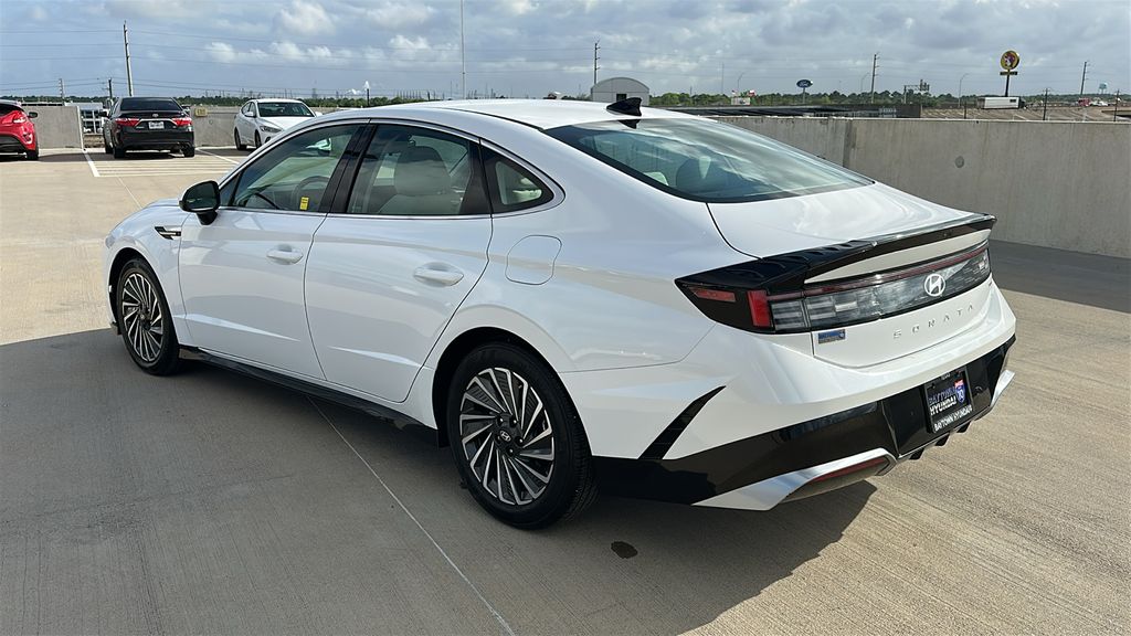 2025 Hyundai Sonata Hybrid SEL - 9