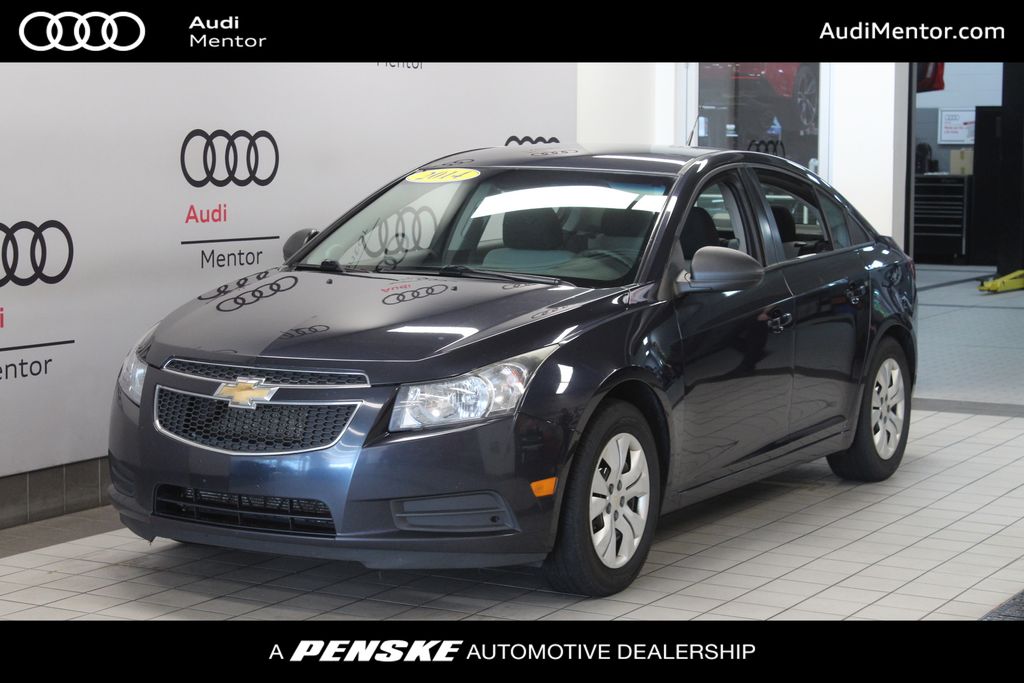2014 Chevrolet Cruze LS -
                  Mentor, OH