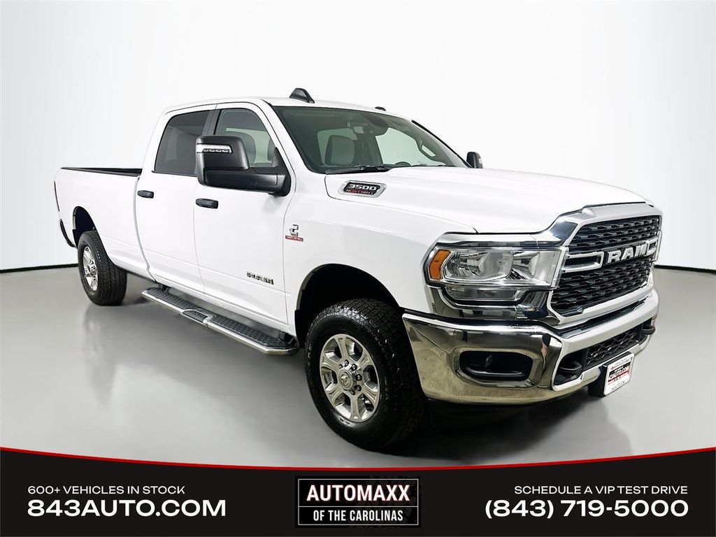 2024 RAM 3500 Big Horn Crew Cab LB 4WD