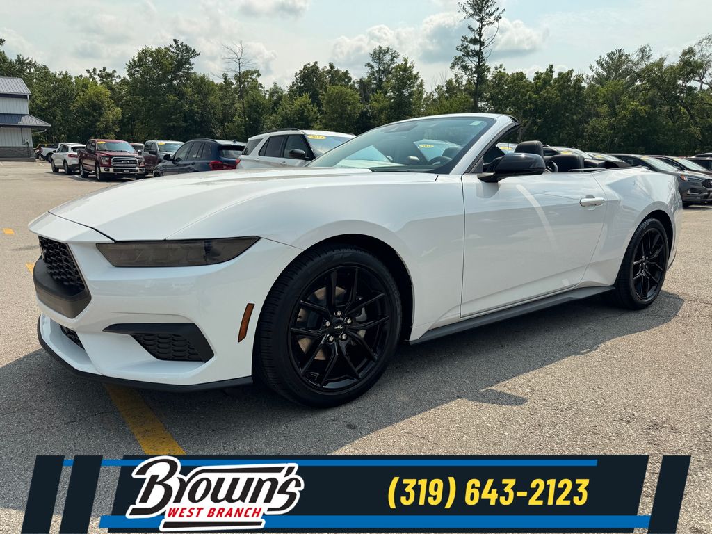 Oxford White 2026 Ford Mustang Convertible Rear-Wheel Drive Automatic