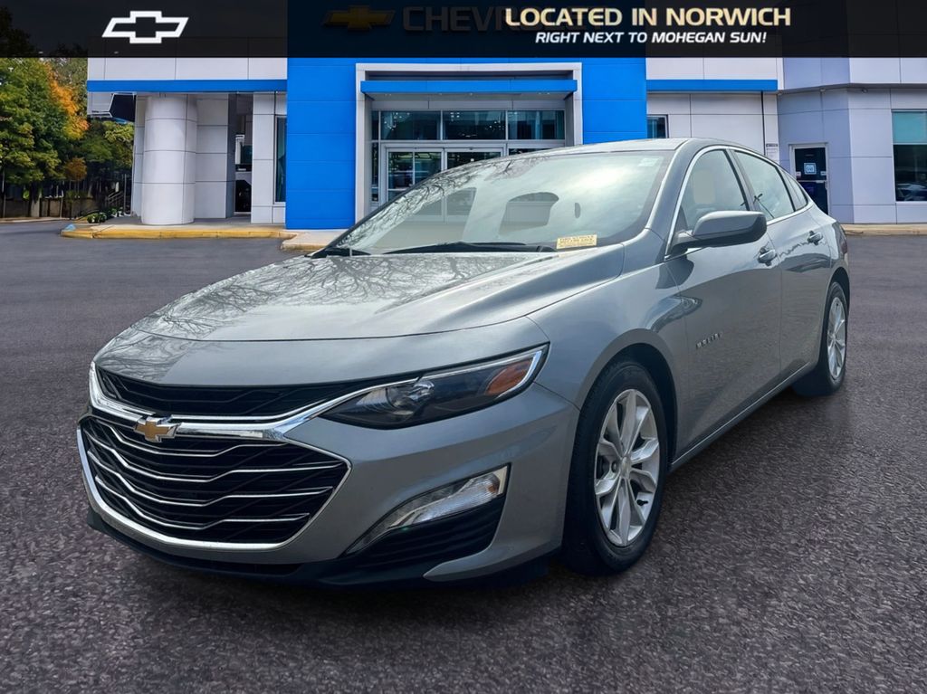 2024 Chevrolet Malibu LT with 1LT FWD