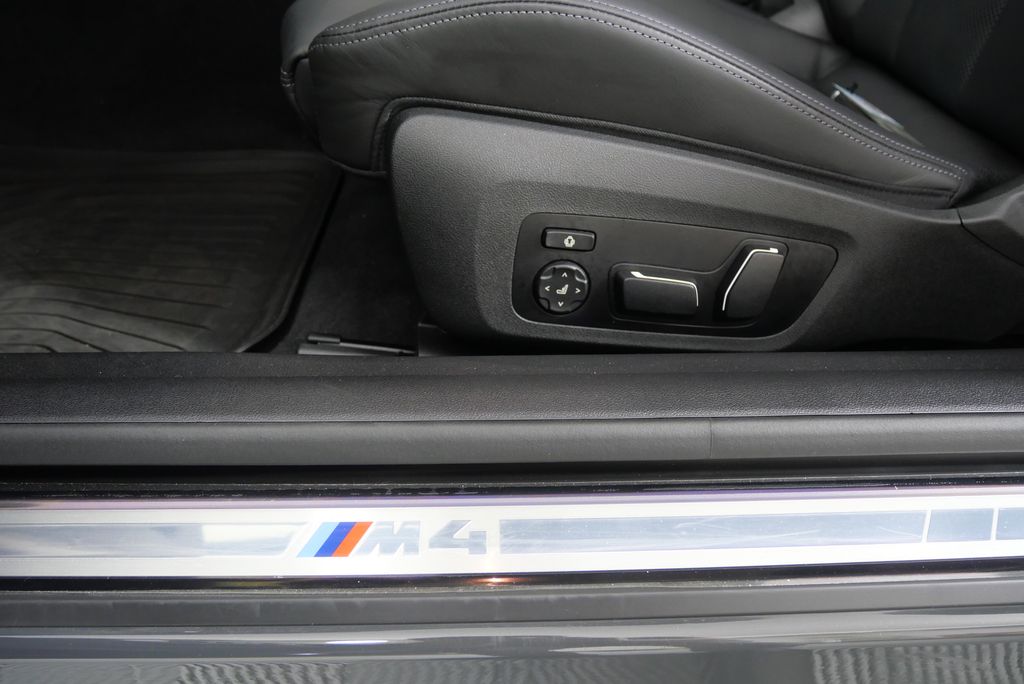 2024 BMW M4 Competition 12