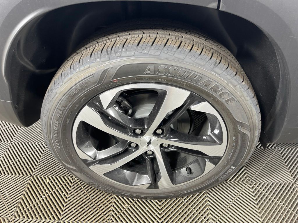 Thumbnail: 2026 Chevrolet Trax - 15