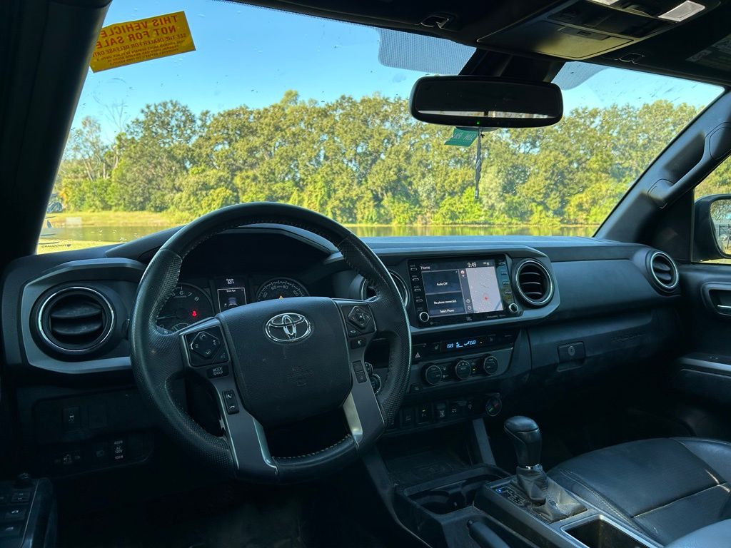 Thumbnail: 2022 Toyota Tacoma - 11