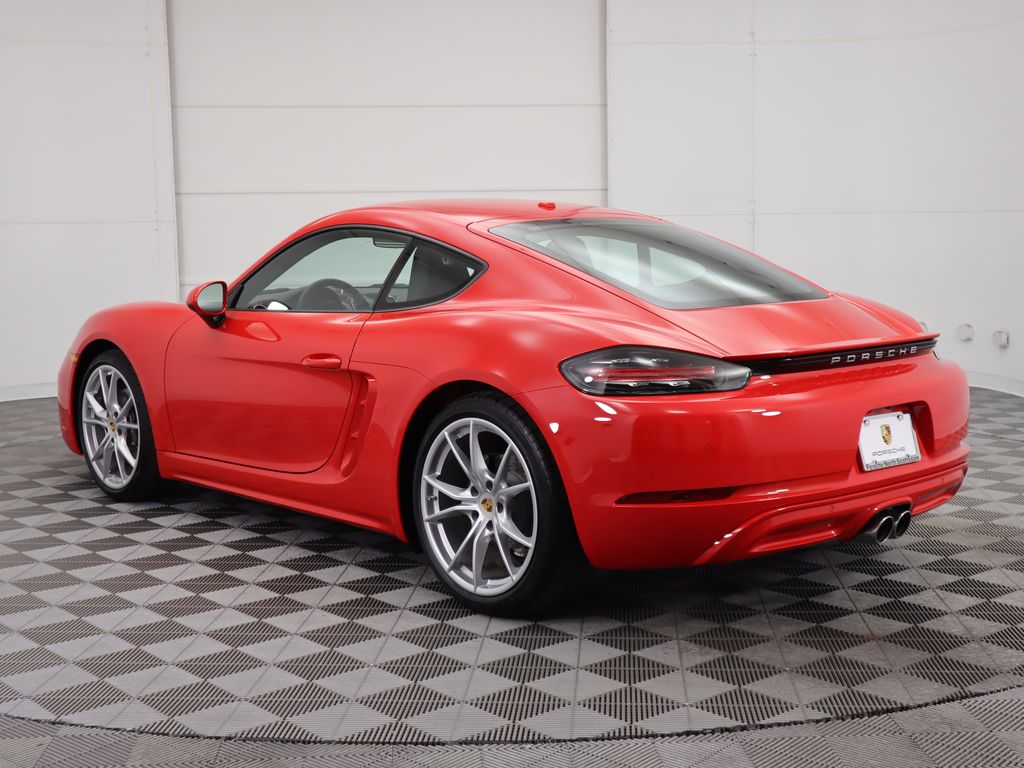 2024 Porsche 718 Cayman  3