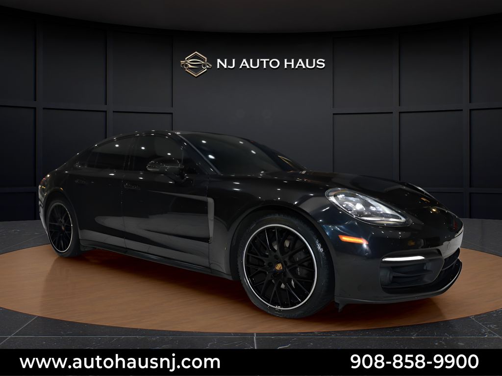 2023 Porsche Panamera 4 Platinum Edition AWD