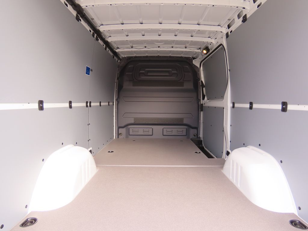 Thumbnail: 2025 Mercedes-Benz Sprinter - 29