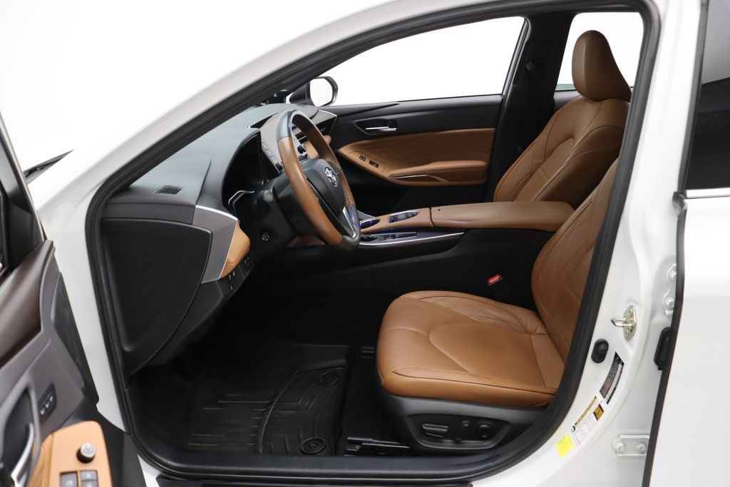 2020 Toyota Avalon Limited 14