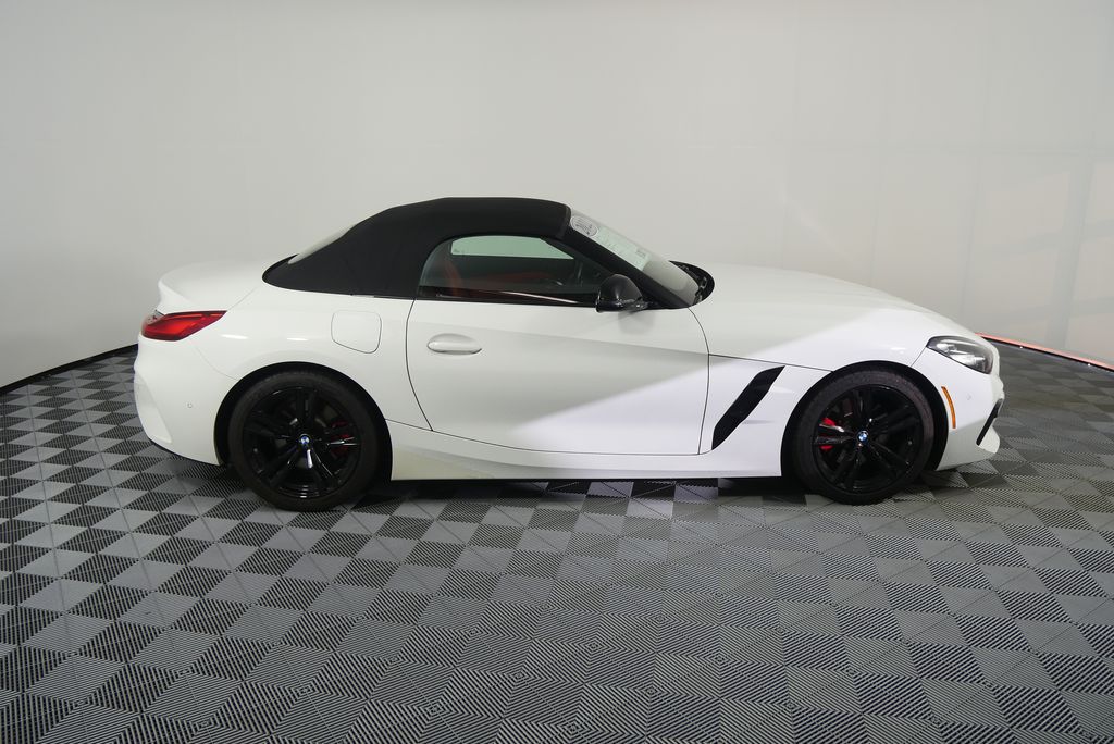 Thumbnail: 2022 BMW Z4 - 2