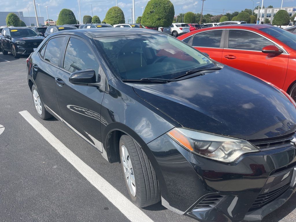 Thumbnail: 2016 Toyota Corolla - 3