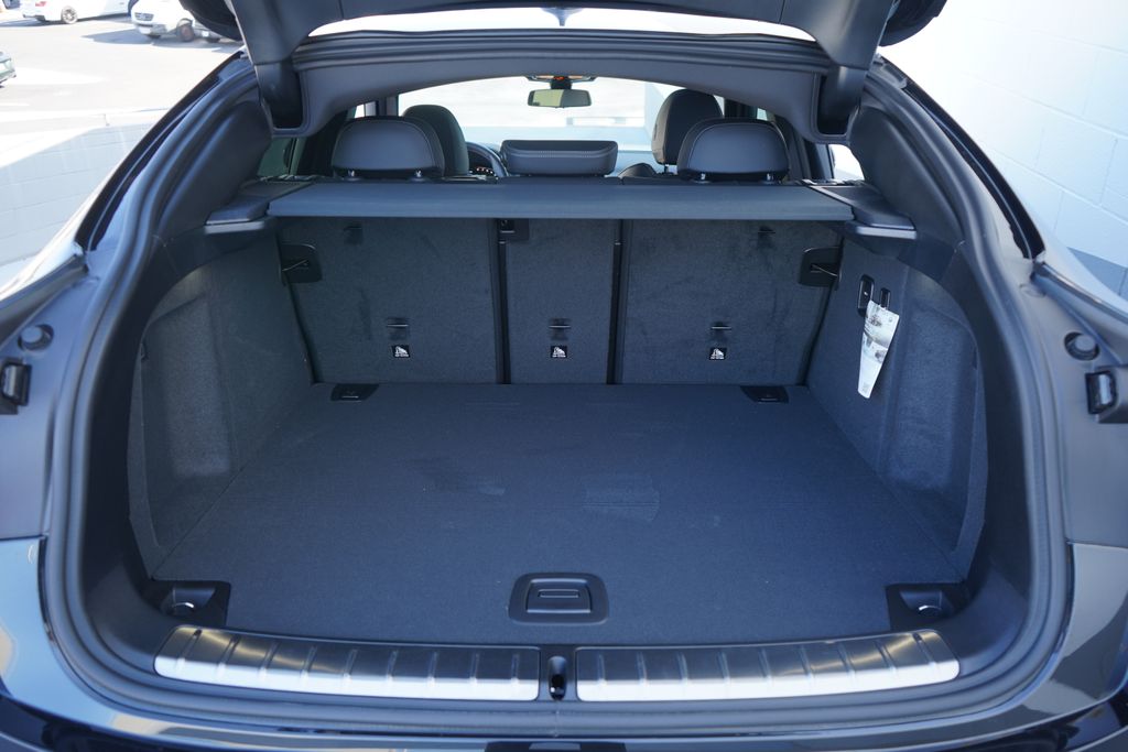 Thumbnail: 2025 BMW X4 - 21