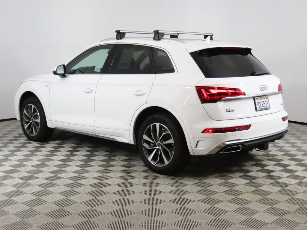 Thumbnail: 2023 Audi Q5 - 3