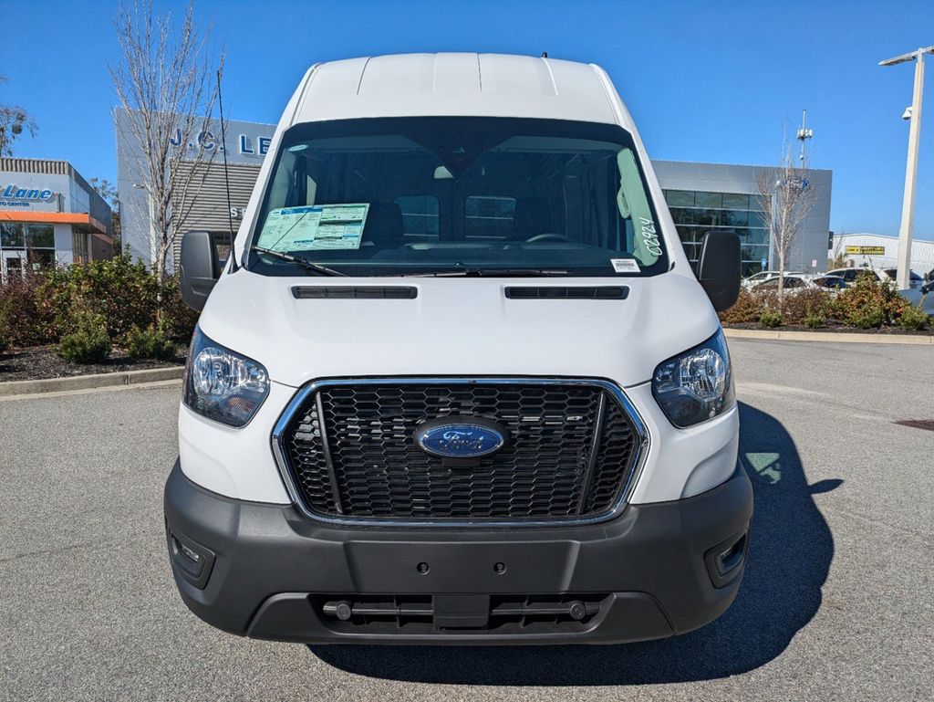 2024 Ford Transit 250