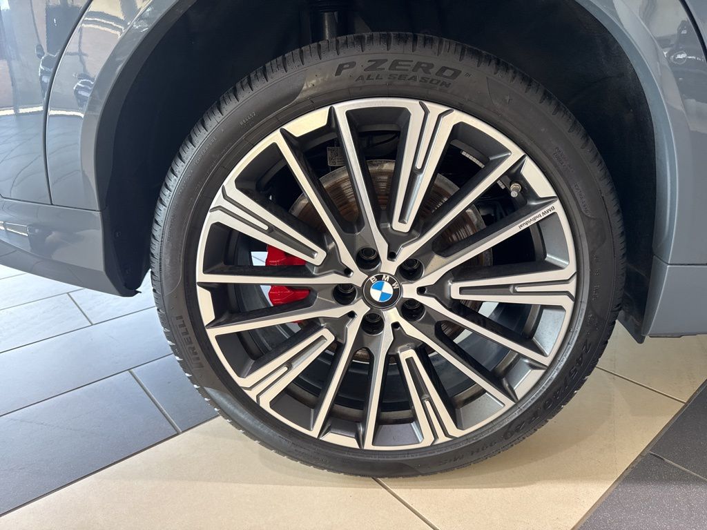 Thumbnail: 2025 BMW X2 - 12