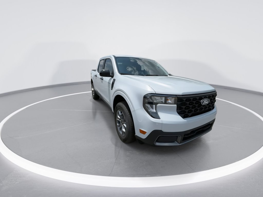 New 2026 Space White Metallic Ford XLT image 2