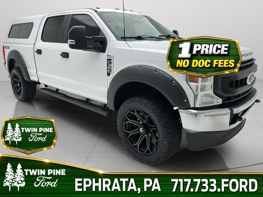 Oxford White 2022 Ford F-350 Super Duty Pickup Truck Four-Wheel Drive Automatic