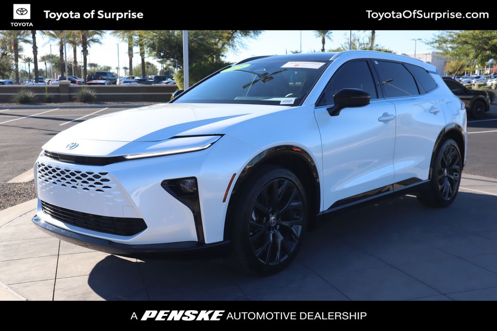 2025 Toyota Crown Signia Limited -
                  Surprise, AZ