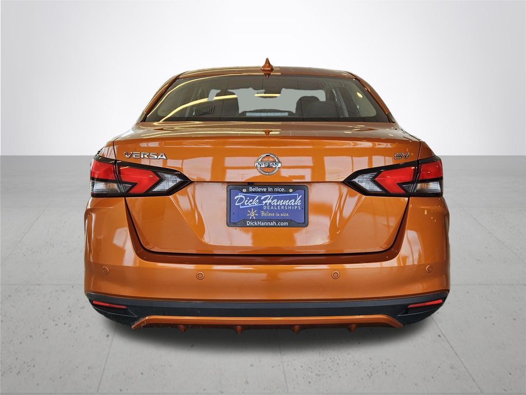 2021 Nissan Versa 1.6 SV