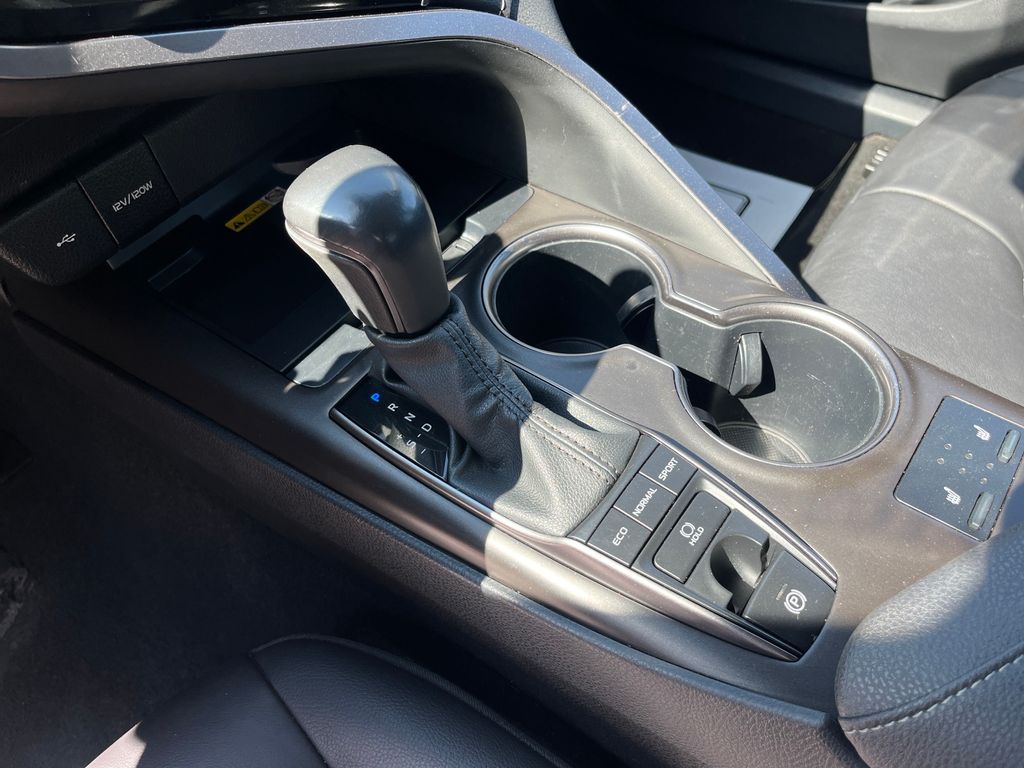 2023 Toyota Camry XSE photo