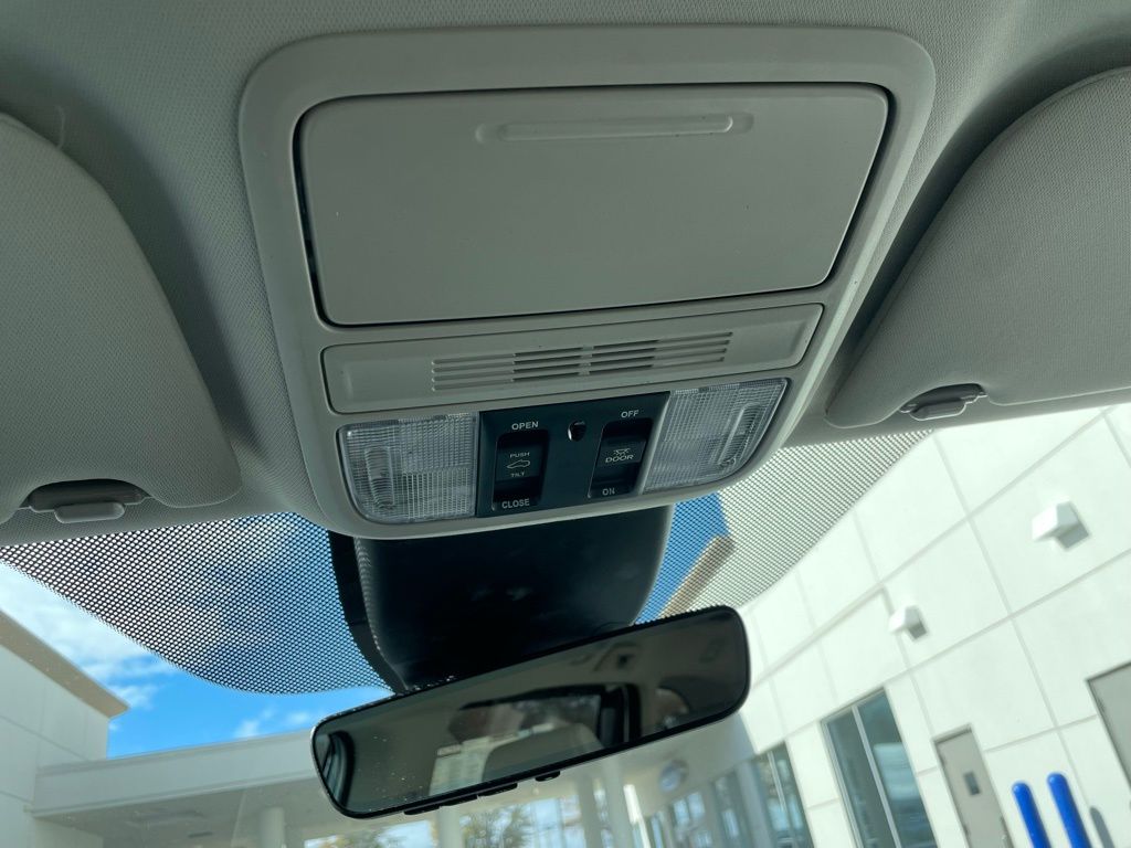 2025 Honda Odyssey EX-L 16